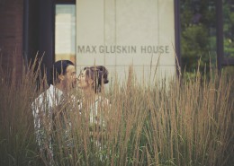 正在亲吻的恋人图片