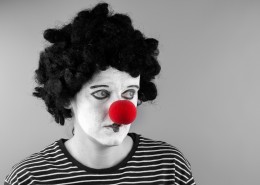 可爱的小丑演员图片