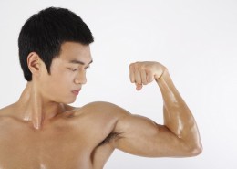 男性运动健康体魄图片