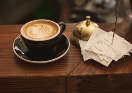 一杯香浓的咖啡拉花图片