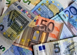 欧元纸币图片大全