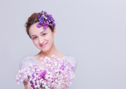 甜蜜洁白的婚纱图片