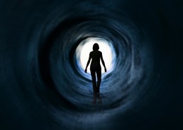 长长的洞口和隧道图片