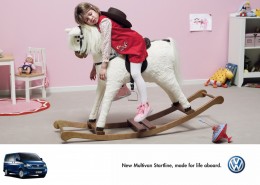 大众车广告创意海报图片