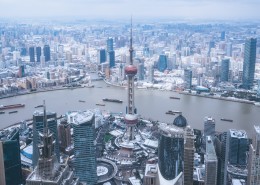 上海雨雪天气建筑风景图片