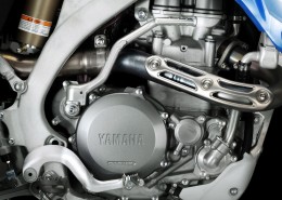 摩托车局部特写图片