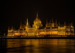 匈牙利首都布达佩斯夜景图片